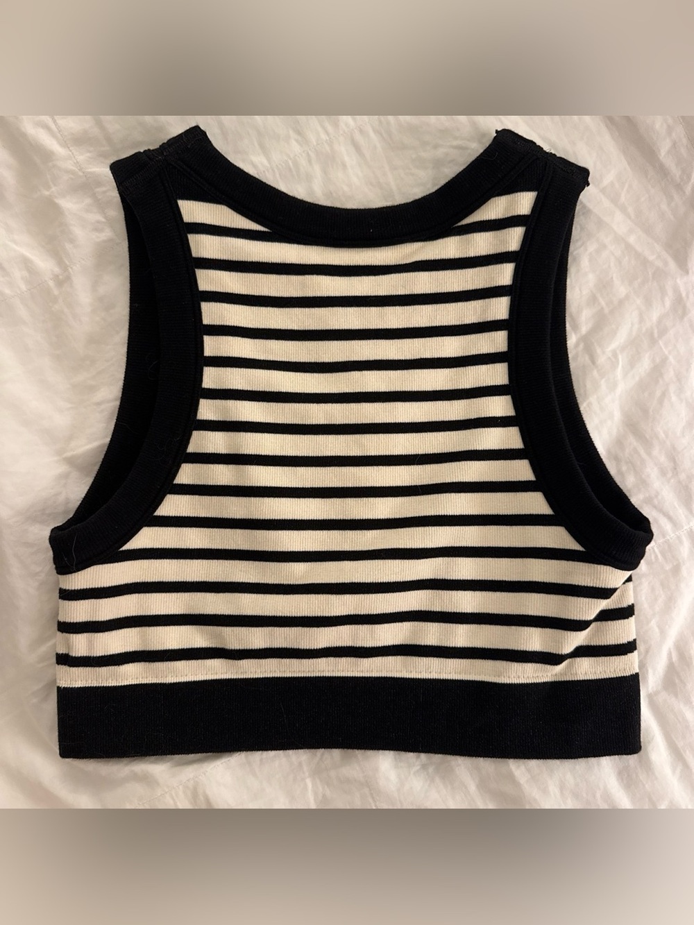 Striped Ribbed Crop Top - Picture 2 of 3